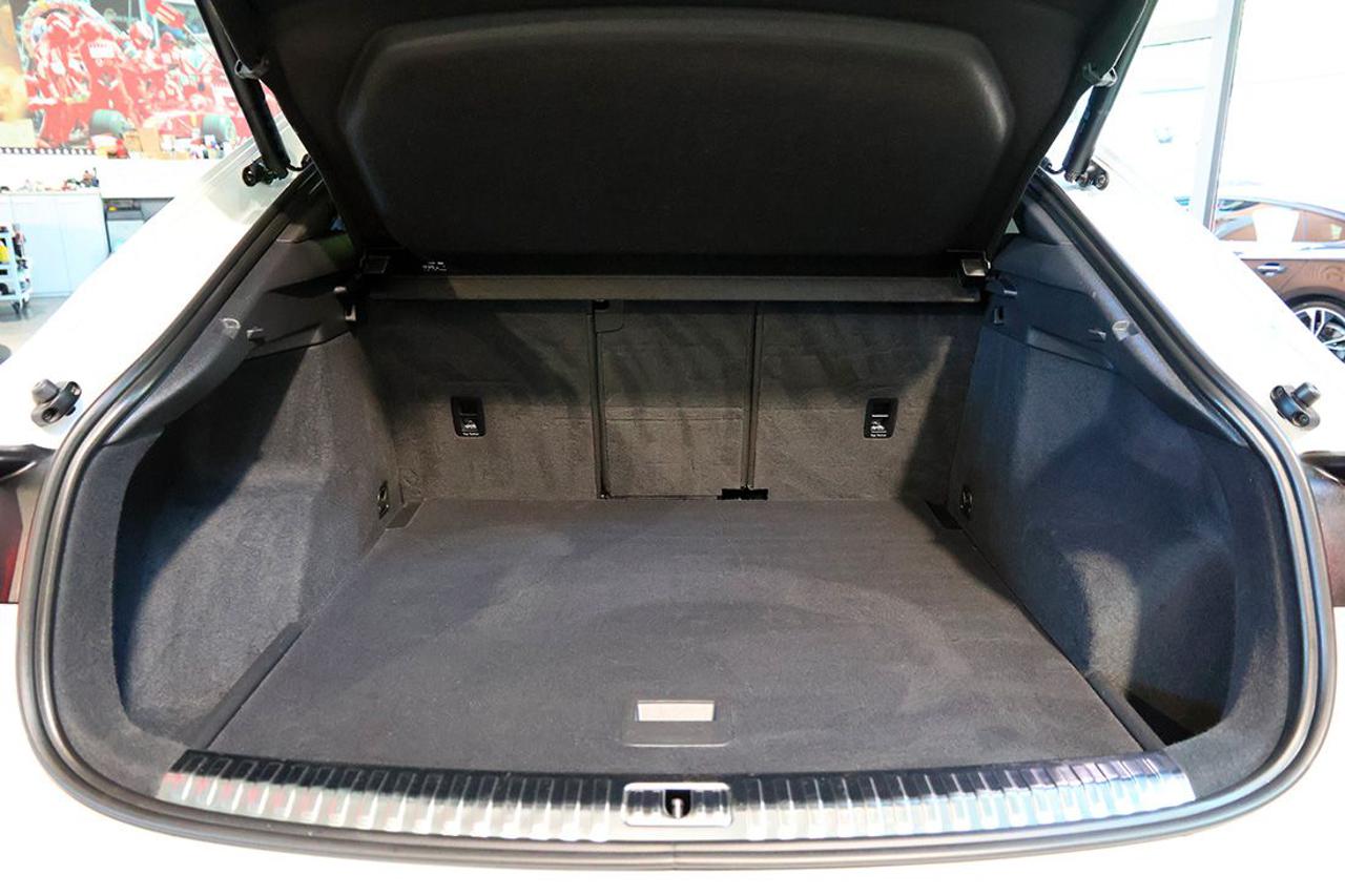 AUDI RS Q3 Sportback Quattro S-Tronic - 12