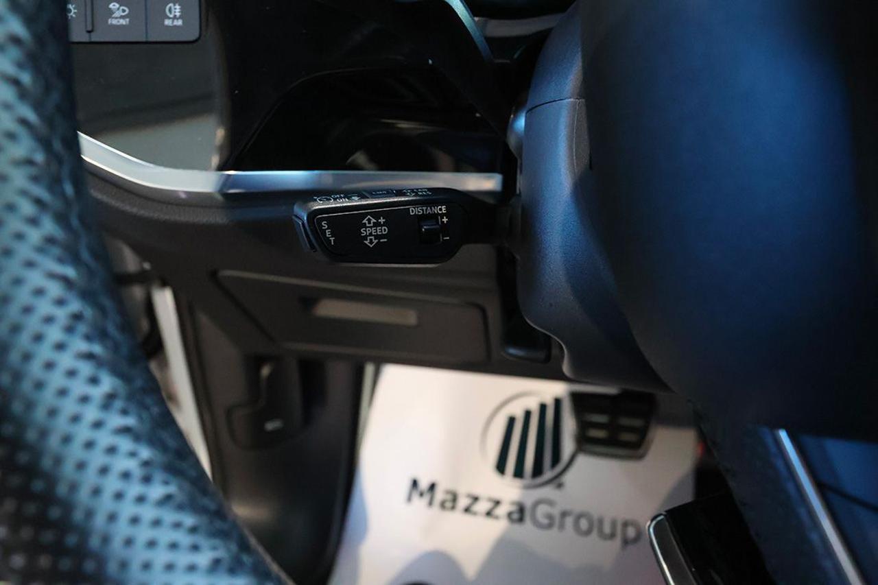 AUDI RS Q3 Sportback Quattro S-Tronic - 23