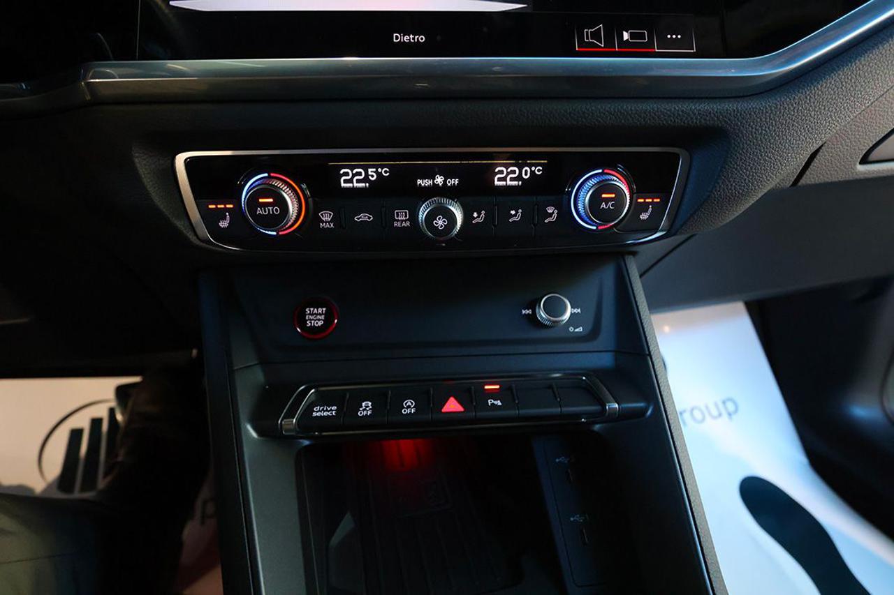 AUDI RS Q3 Sportback Quattro S-Tronic - 38