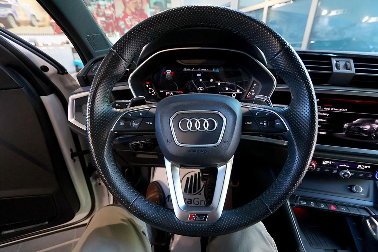 AUDI RS Q3 Sportback Quattro S-Tronic - 21