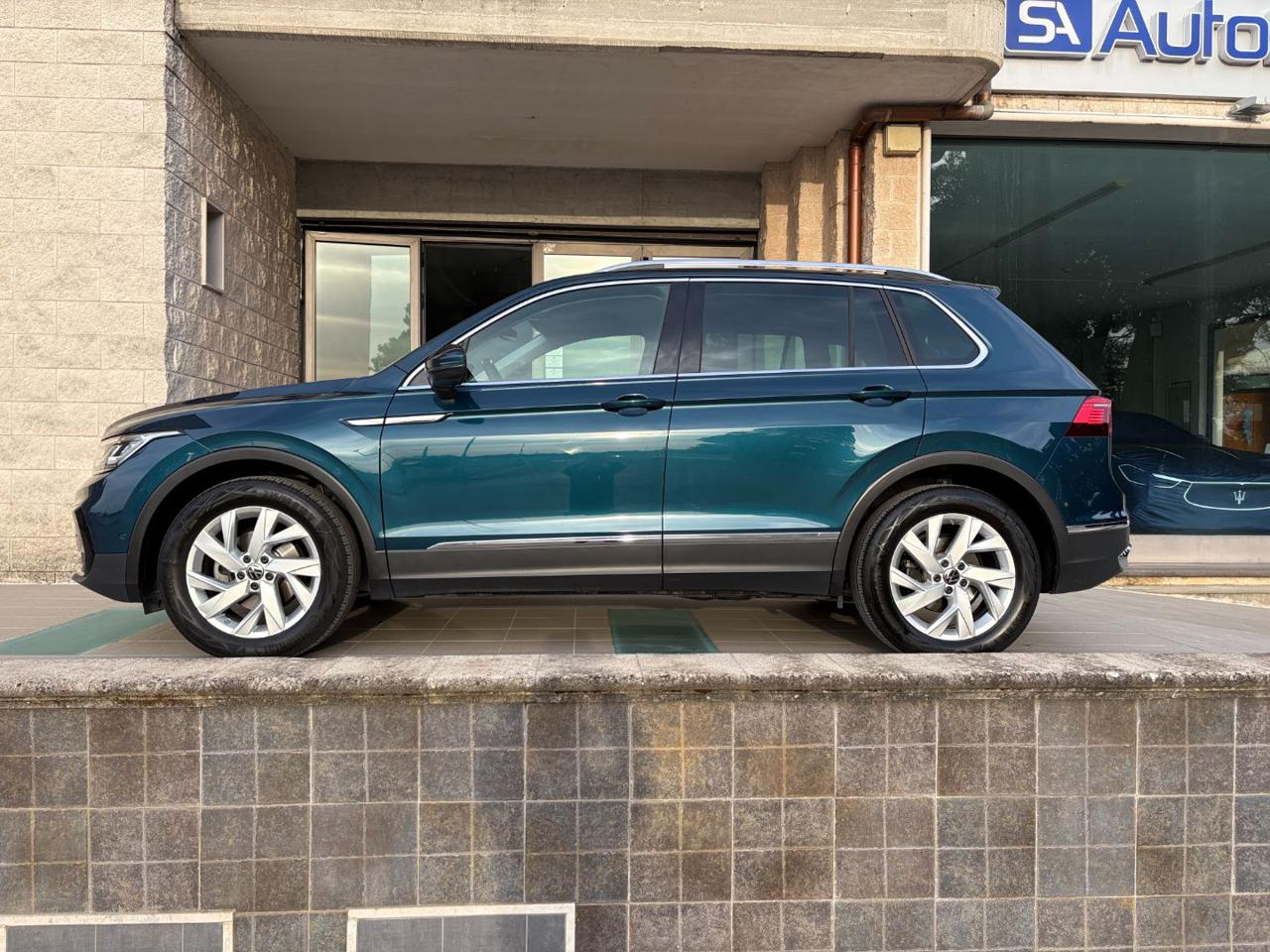 VOLKSWAGEN Tiguan 2.0 TDI 150 CV SCR DSG Elegance VIRTUAL - 8