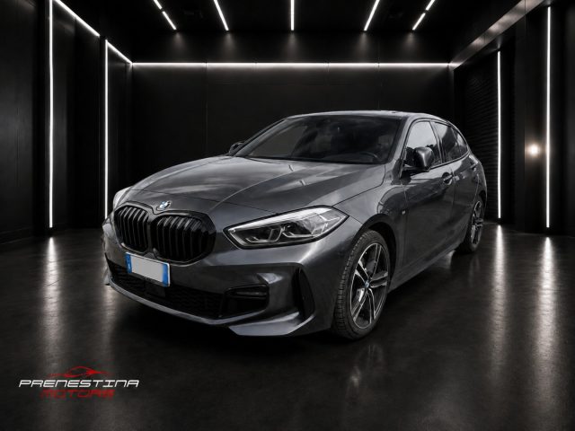 BMW 118 Grigio metallizzato