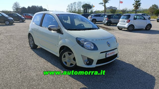 RENAULT Twingo Beige pastello