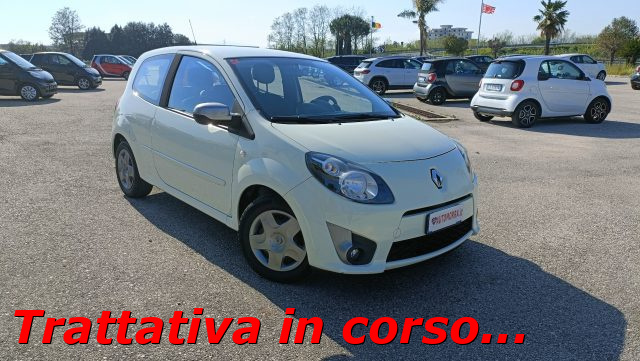 RENAULT Twingo Beige pastello