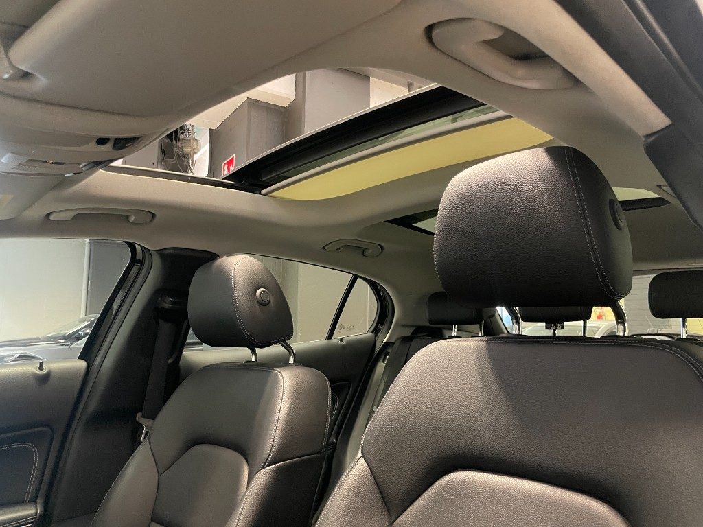 MERCEDES-BENZ GLA 180 d SPORT + TETTO PANORAMICO - 14