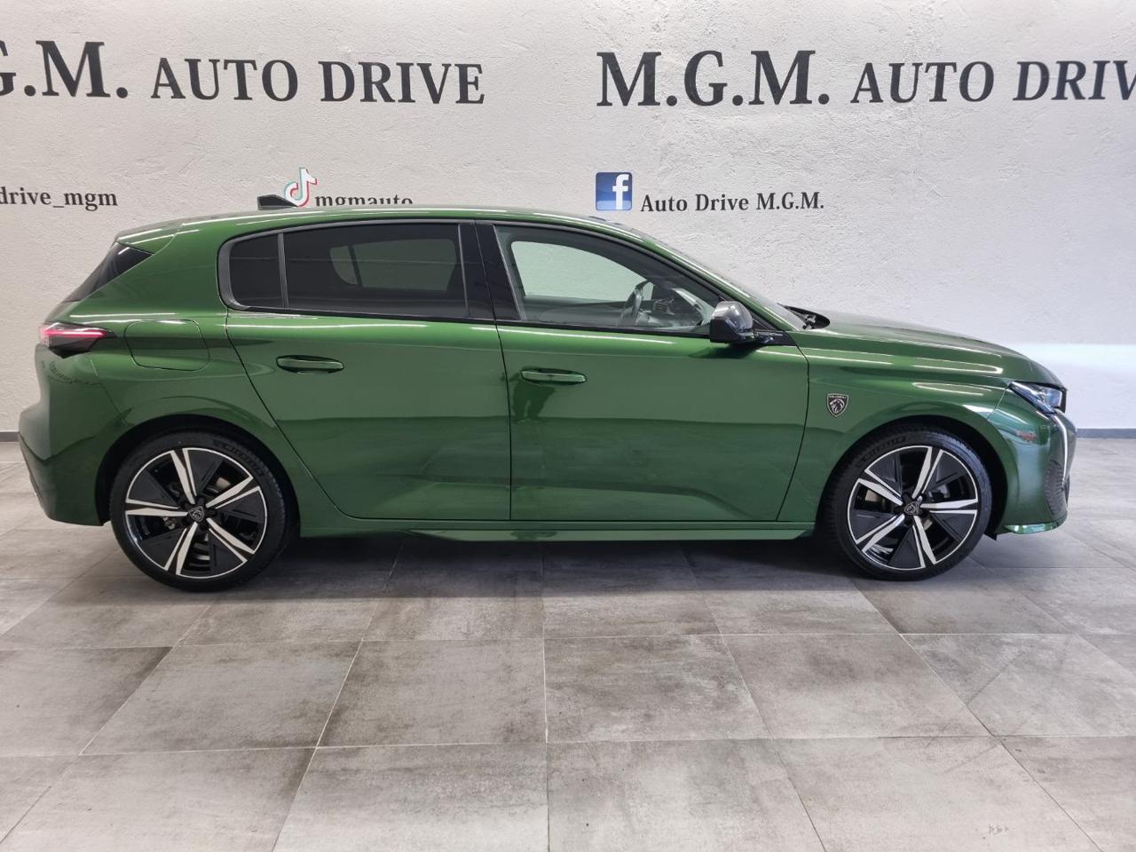 PEUGEOT 308 PureTech Turbo 130 S&S EAT8 GT - 4