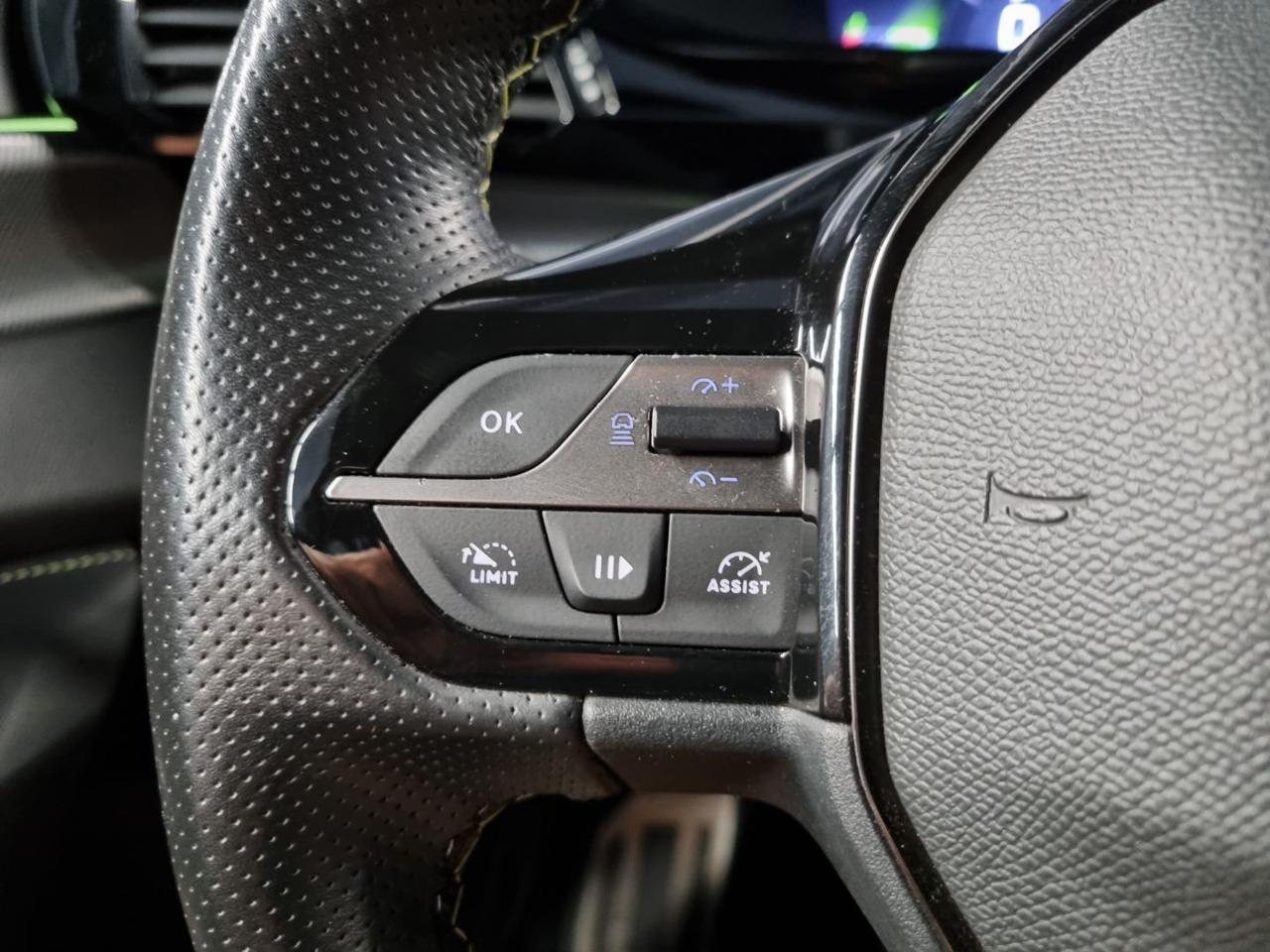 PEUGEOT 308 PureTech Turbo 130 S&S EAT8 GT - 18