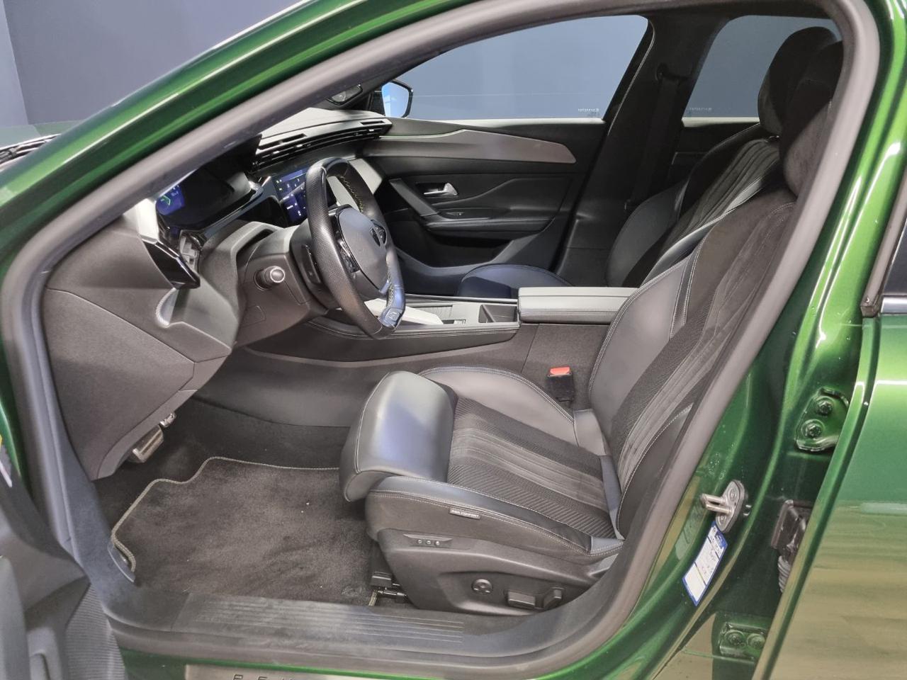 PEUGEOT 308 PureTech Turbo 130 S&S EAT8 GT - 8