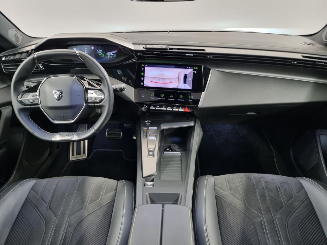 PEUGEOT 308 PureTech Turbo 130 S&S EAT8 GT - 6