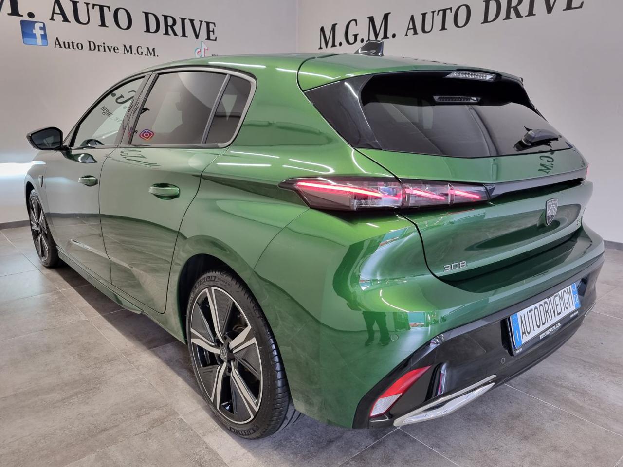 PEUGEOT 308 PureTech Turbo 130 S&S EAT8 GT - 27