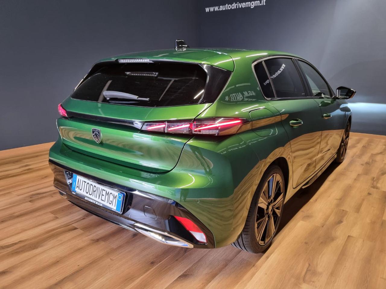 PEUGEOT 308 PureTech Turbo 130 S&S EAT8 GT - 27