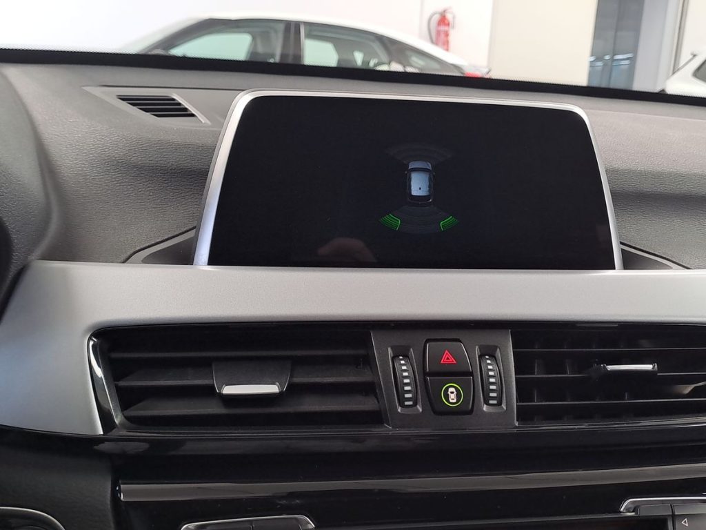 BMW X1 xDrive18d Business Advantage Aut. - 13