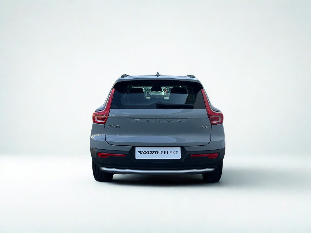 VOLVO XC40 B3 automatico Essential - Grid Foto 7