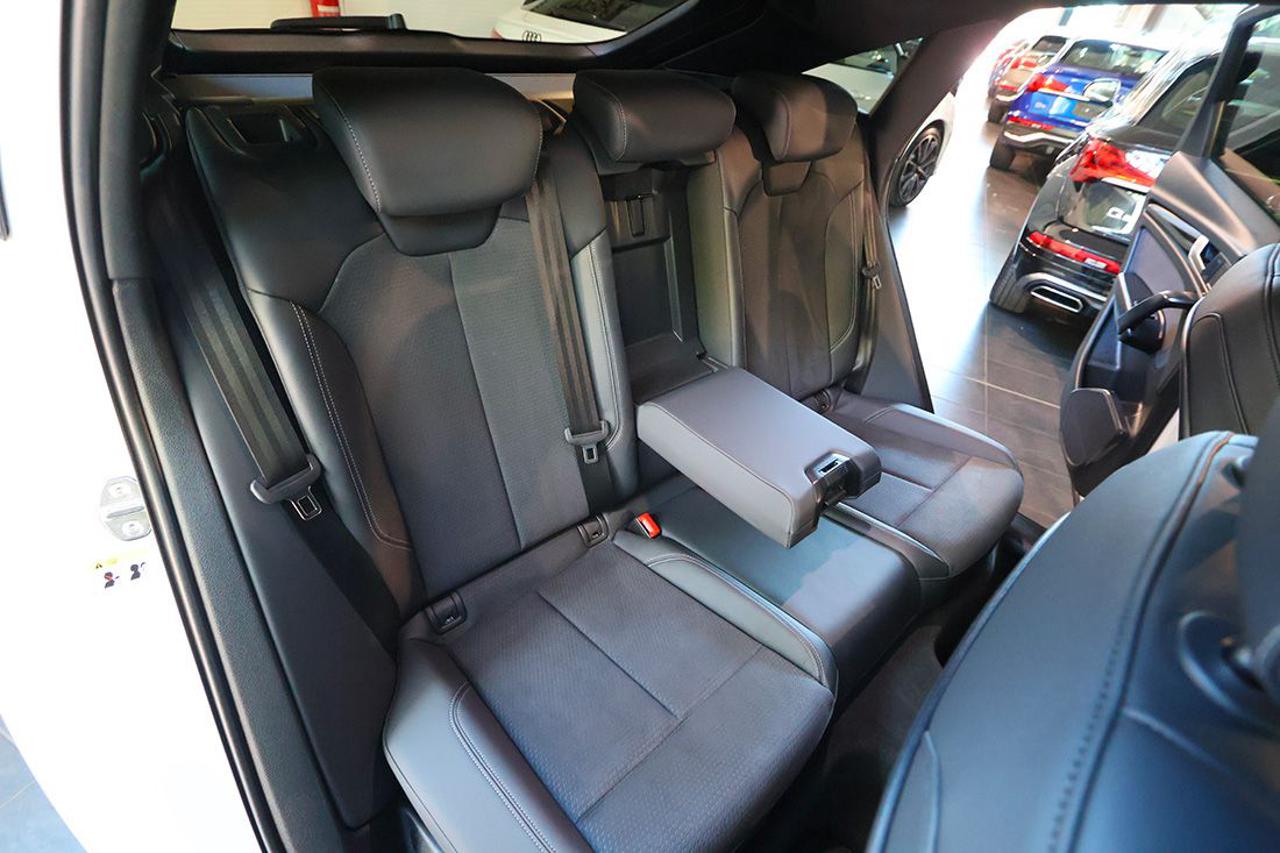AUDI Q5 40 TDI Sportback Quattro S-Tronic Identity Black - 20