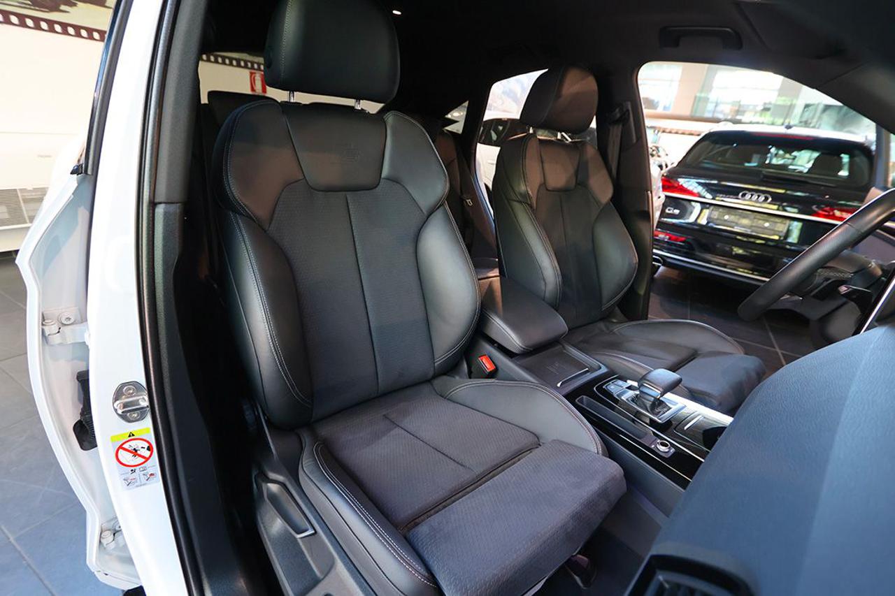 AUDI Q5 40 TDI Sportback Quattro S-Tronic Identity Black - 17