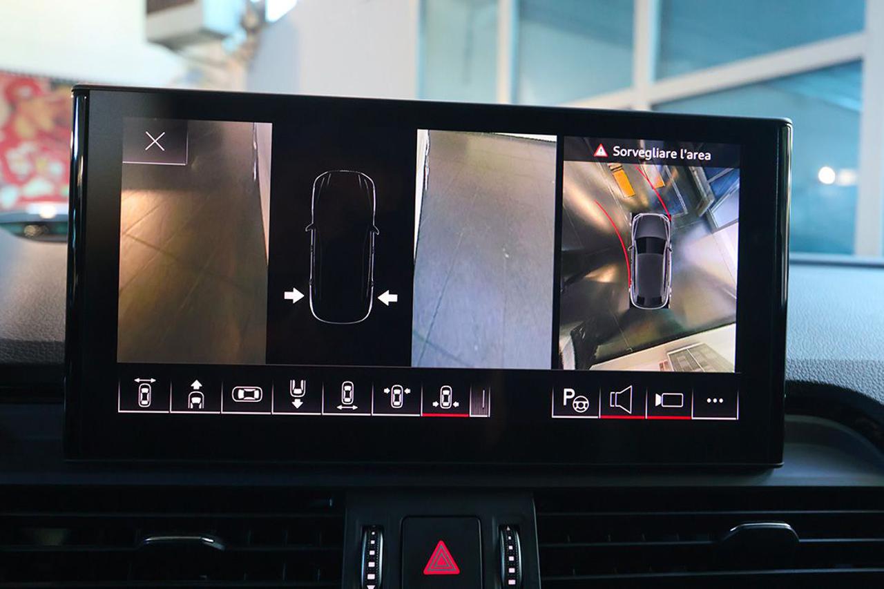 AUDI Q5 40 TDI Sportback Quattro S-Tronic Identity Black - 29