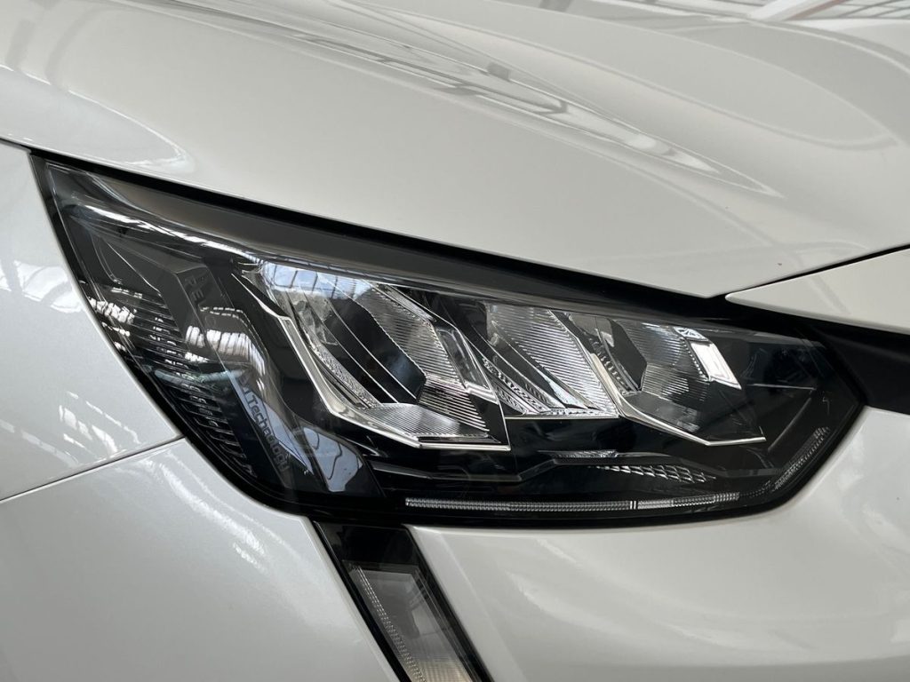 PEUGEOT 208 PureTech 100 Stop&Start 5 porte Allure Pack - 17