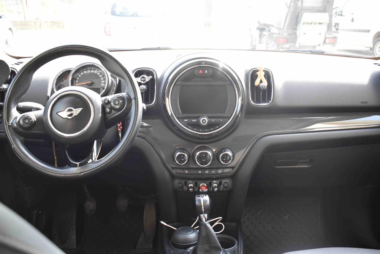 MINI Countryman 1.5 One D Hype Countryman - 10