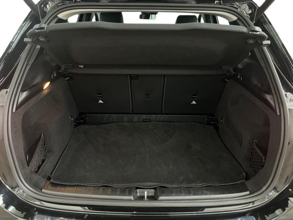 MERCEDES-BENZ GLA 180 d Automatic Advanced auto - 14