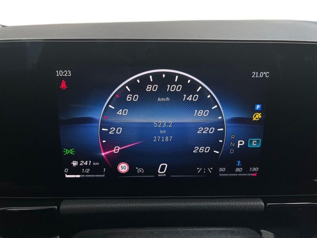 MERCEDES-BENZ GLA 180 d Automatic Advanced auto - 8