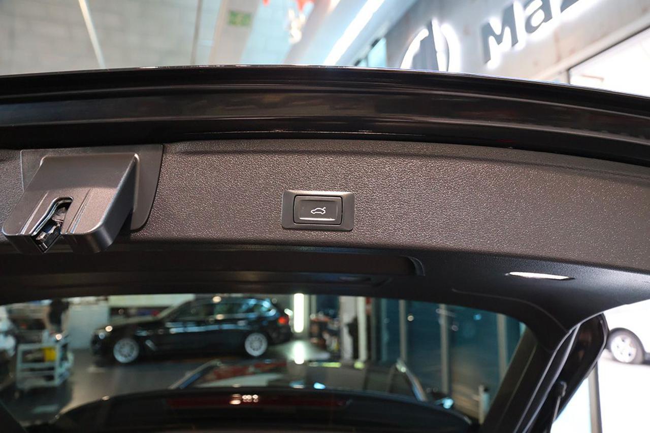AUDI A4 35 TDI Avant S-Tronic S-Line - 13