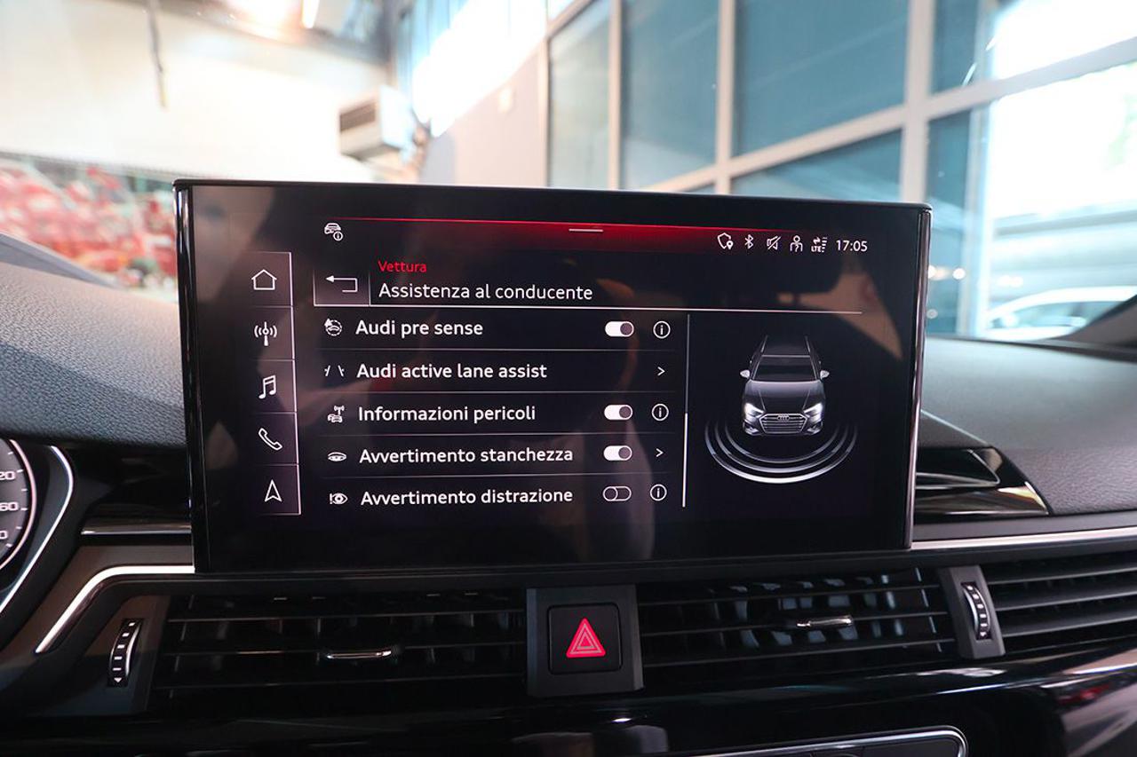 AUDI A4 35 TDI Avant S-Tronic S-Line - 30