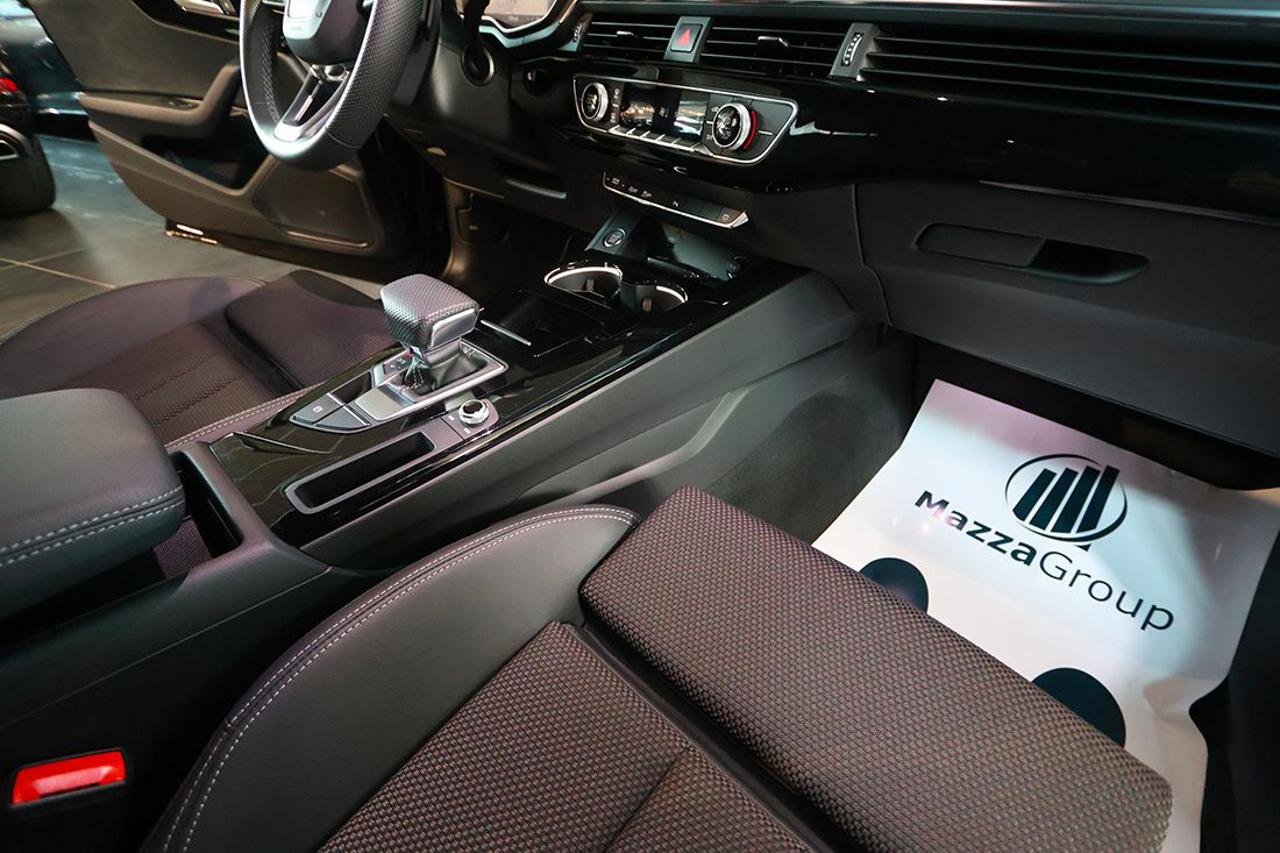 AUDI A4 35 TDI Avant S-Tronic S-Line - 36