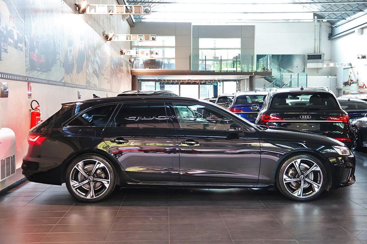 AUDI A4 35 TDI Avant S-Tronic S-Line - 2