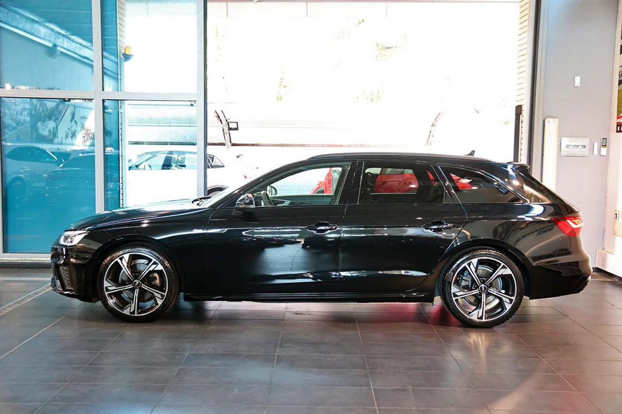 AUDI A4 35 TDI Avant S-Tronic S-Line - 3