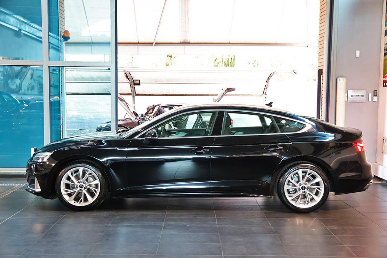 AUDI A5 40 TDI Sportback S-Tronic Business Advanced - 3
