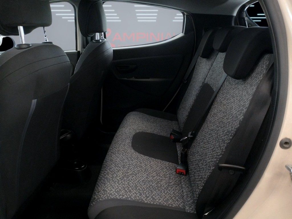 LANCIA Ypsilon 1.2 69 CV 5 porte Elefantino Pronta Consegna - 18