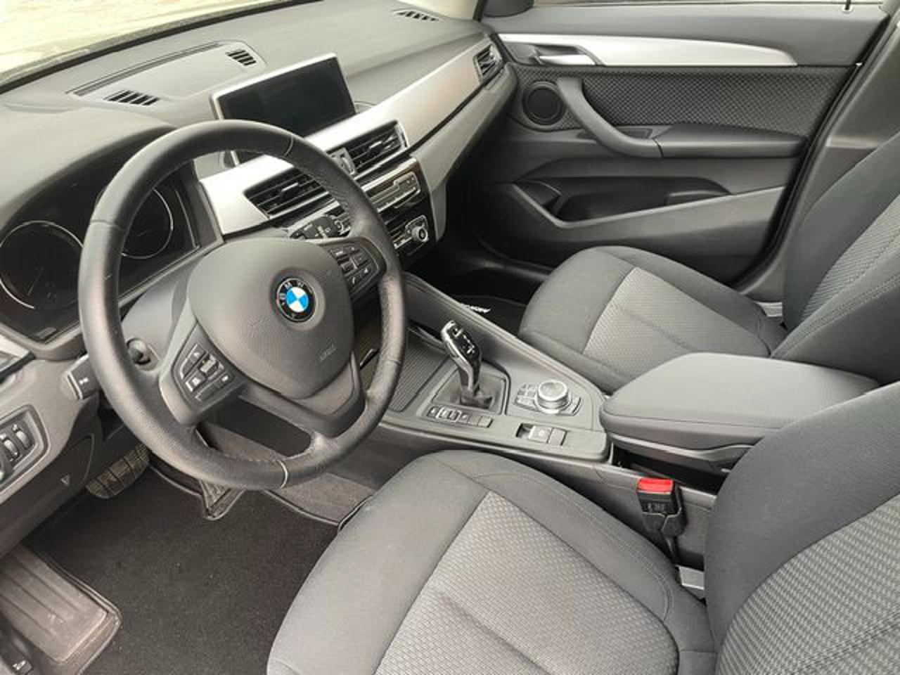 BMW X1 sDrive18d Business Advantage Automatico - 4