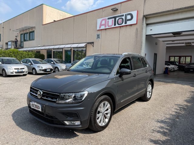 VOLKSWAGEN Tiguan Grigio pastello