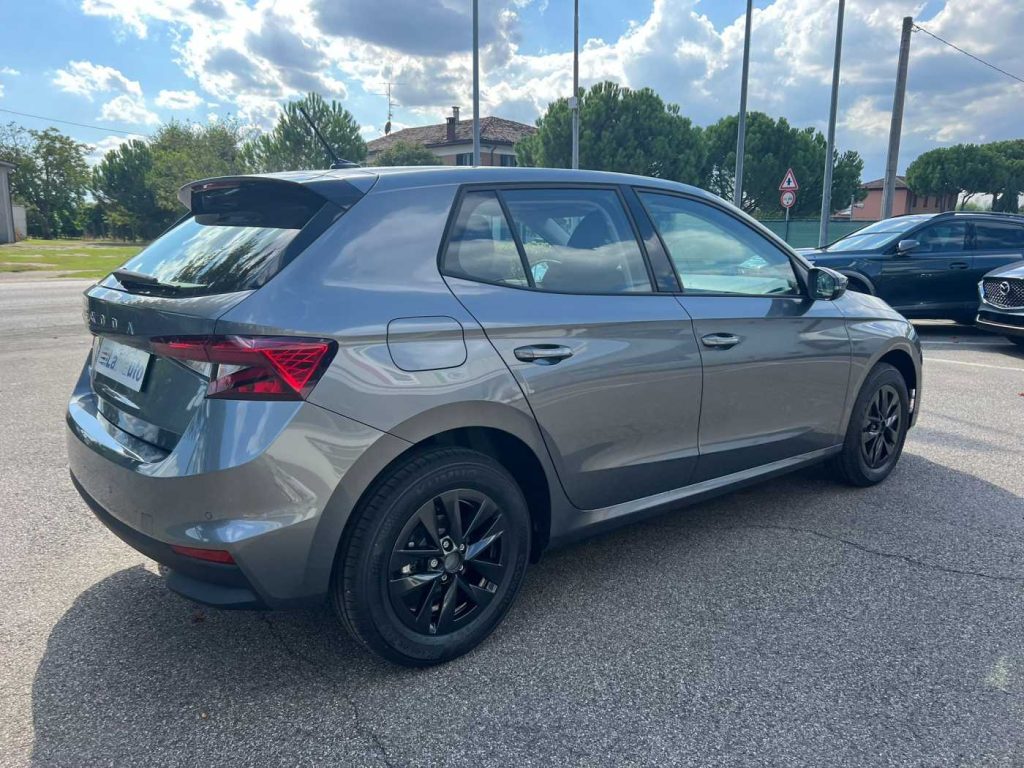 SKODA Fabia 1.0 TSI 95 CV Young Edition - 8