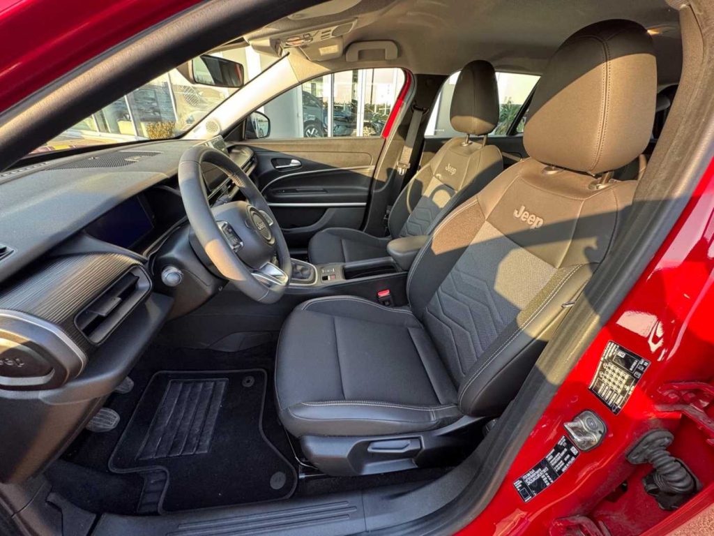 JEEP Avenger 1.2 Turbo 100 CV Altitude - 10