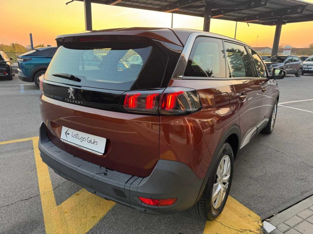 PEUGEOT 5008 BlueHDi 130 S&S Active - 6