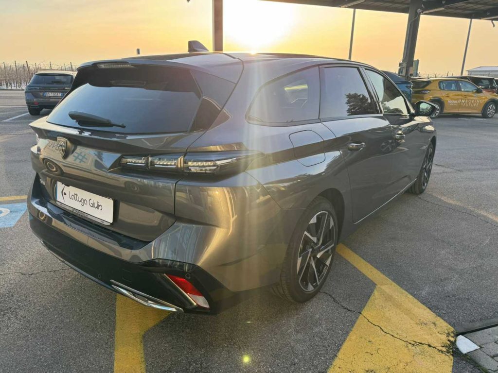 PEUGEOT 308 PureTech Turbo 130 S&S EAT8 SW Allure Pack - 6