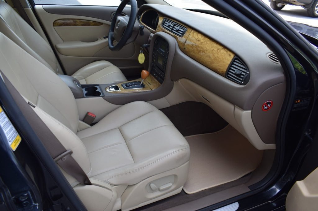 JAGUAR S-Type 2.7 diesel V6 Executive - 13