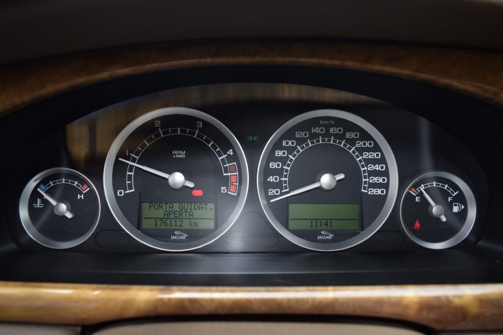 JAGUAR S-Type 2.7 diesel V6 Executive - 14