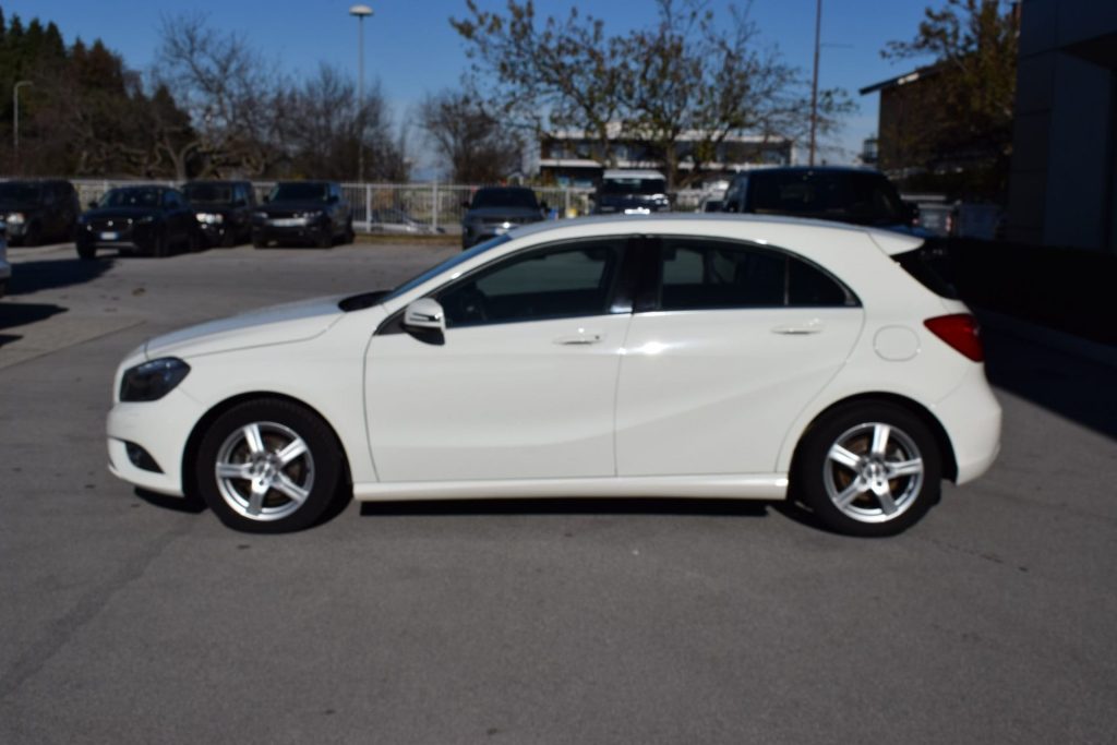 MERCEDES-BENZ A 180 A 180 CDI Executive - 4