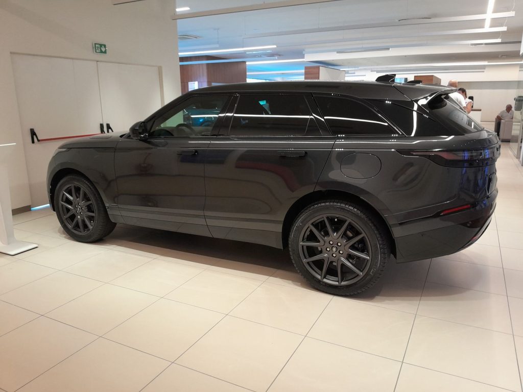 LAND ROVER Range Rover Velar Range Rover Velar 2.0 I4 PHEV 404 CV DYNAMIC  SE I - 4