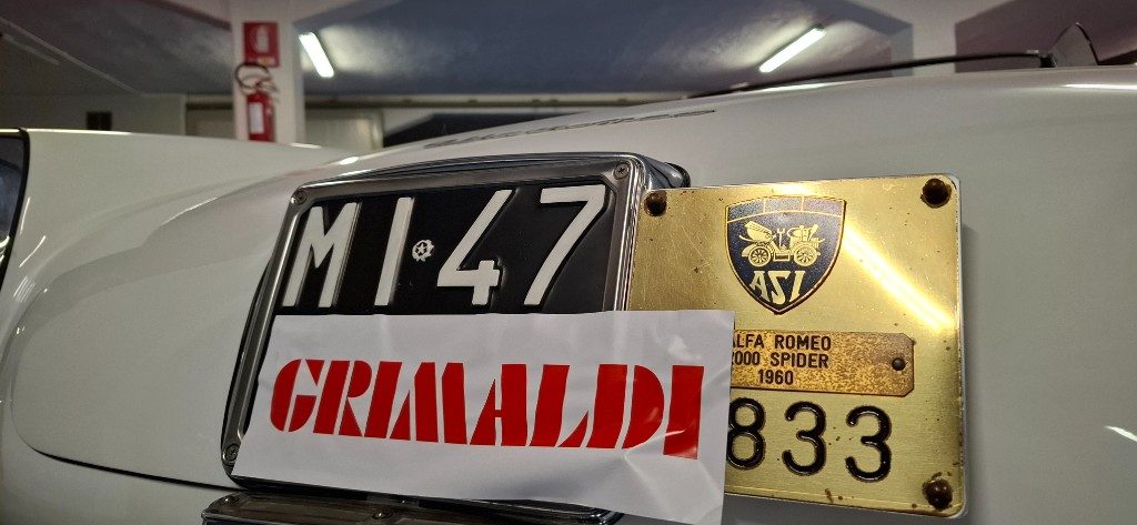 ALFA ROMEO 2000 SPIDER TOURING**ITALIANA DA SEMPRE-TARGHE MILANO - 4