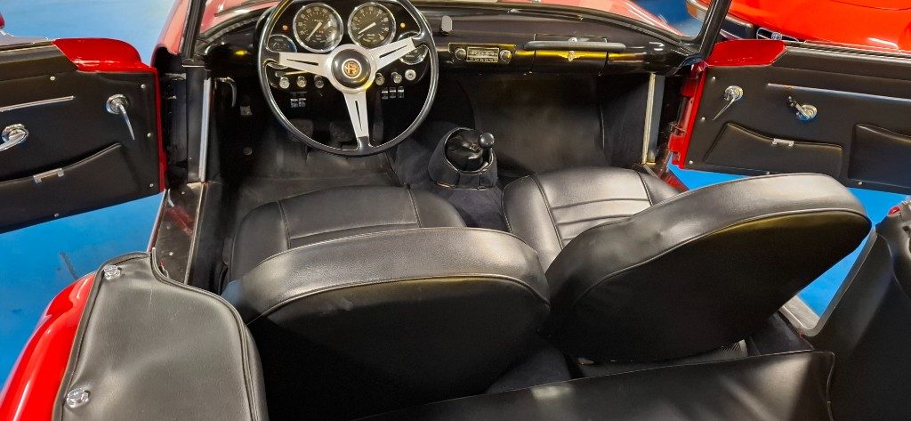 ALFA ROMEO 2000 SPIDER TOURING*ITALIANA DA SEMPRE - TARGHE MODENA - 39