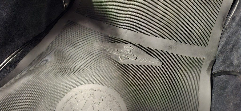 ALFA ROMEO 2000 SPIDER TOURING*ITALIANA DA SEMPRE - TARGHE MODENA - 31