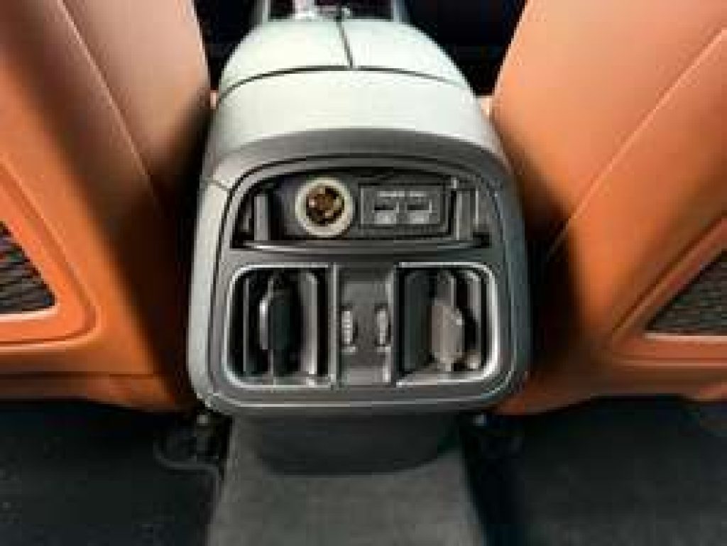 MASERATI Levante 3.0 Q4 V6 350cv auto IVA ESPOSTA - 12