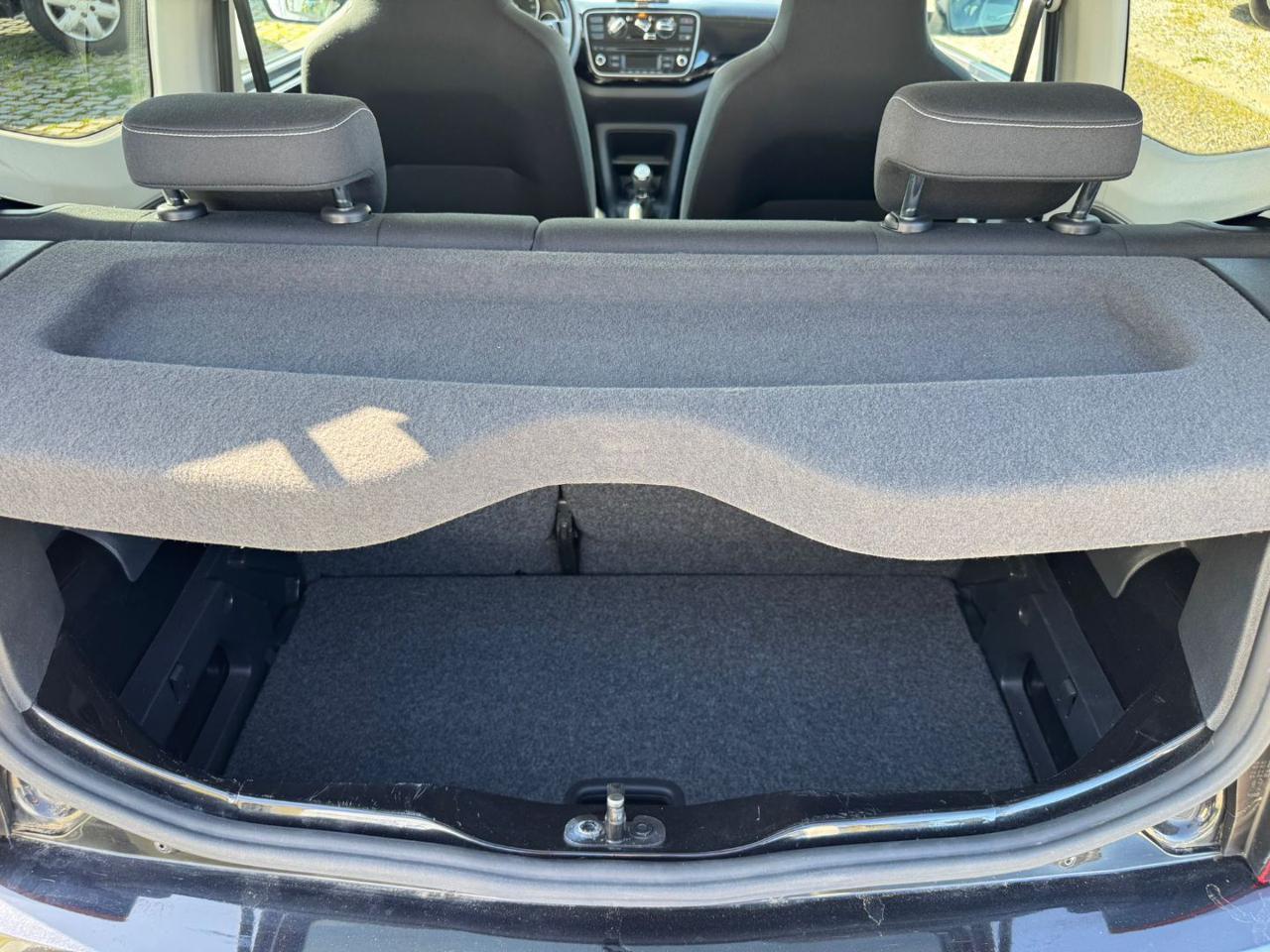 VOLKSWAGEN up! 1.0 75 CV 3 porte high up! - 13