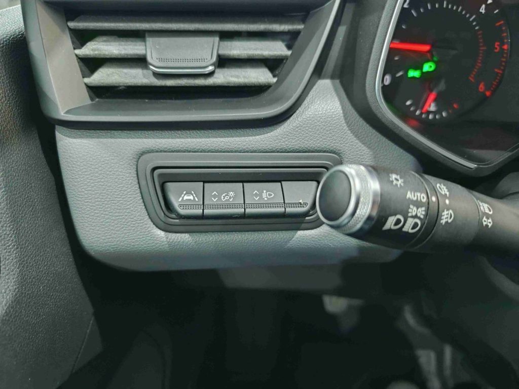 RENAULT Clio Blue dCi 85 CV 5 porte Business - 19