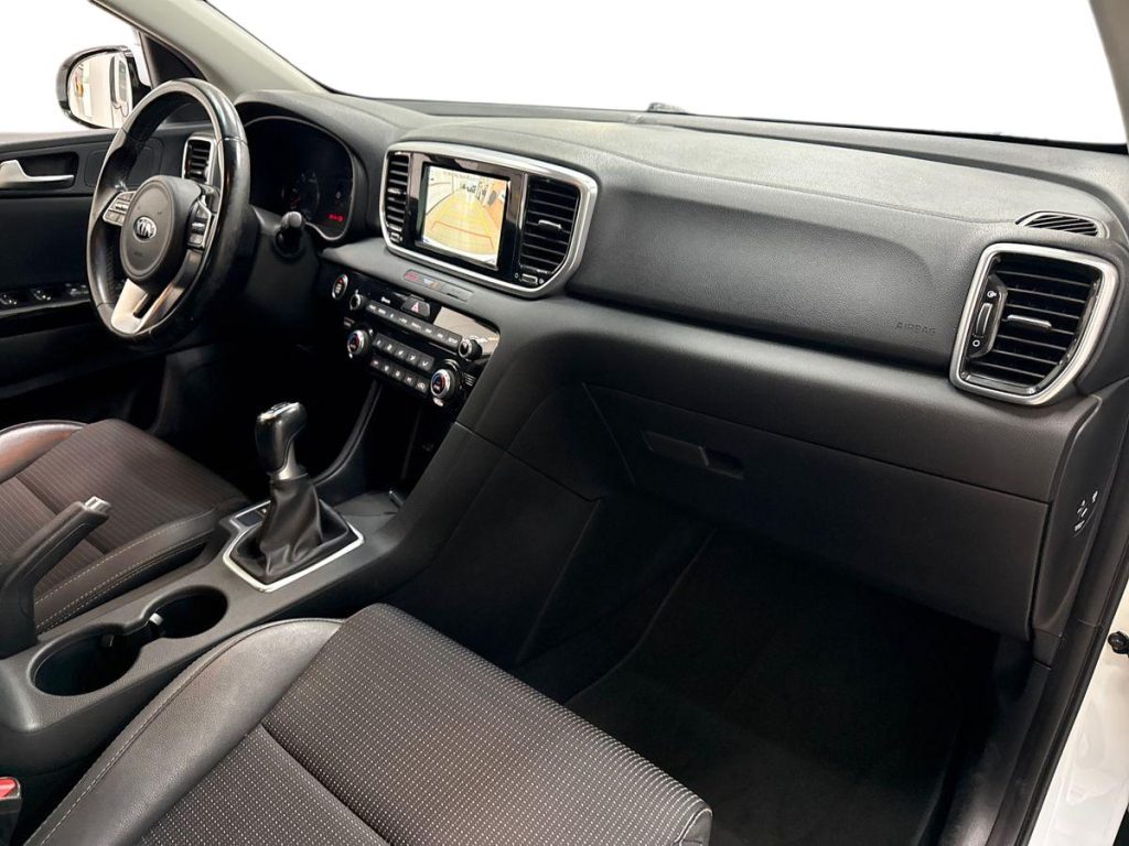 KIA Sportage 1.6 CRDI 115 CV 2WD Mild Hybrid Business Class - 9
