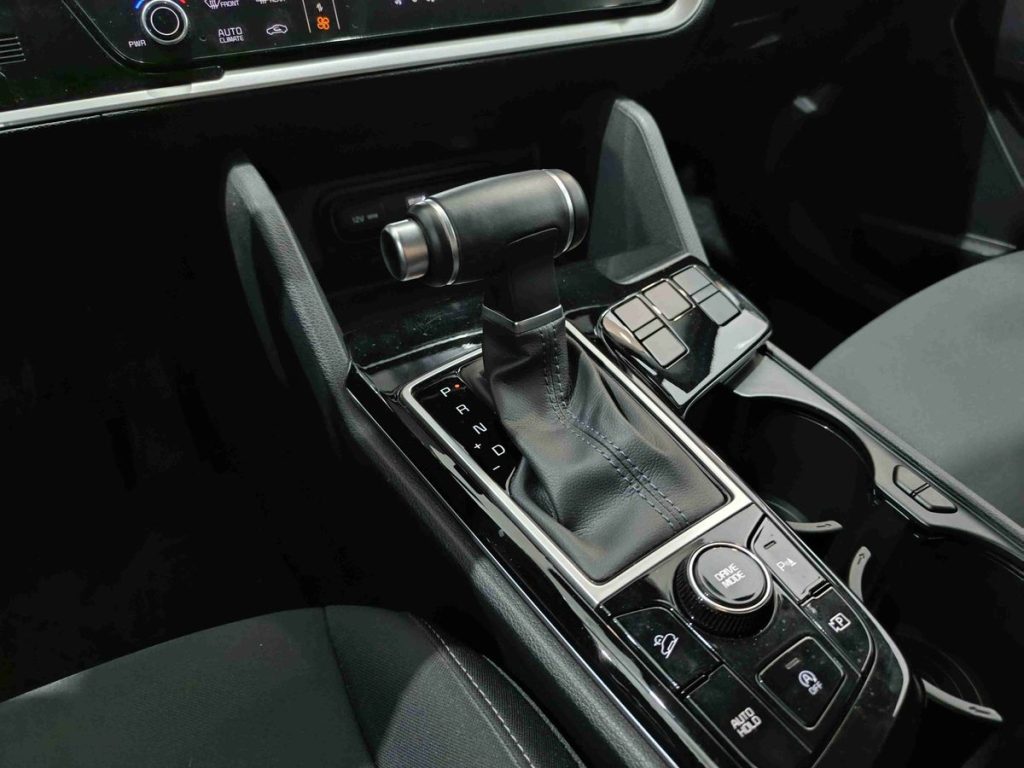 KIA Sportage 1.6 TGDi MHEV DCT Business - 8