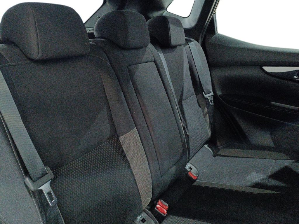 NISSAN Qashqai 1.5 dCi 115 CV Business - 11